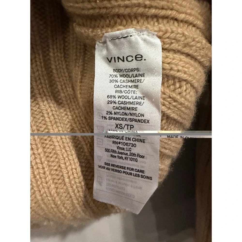 VINCE Cropped Ribbed Wool & Cashmere Button-Front 20